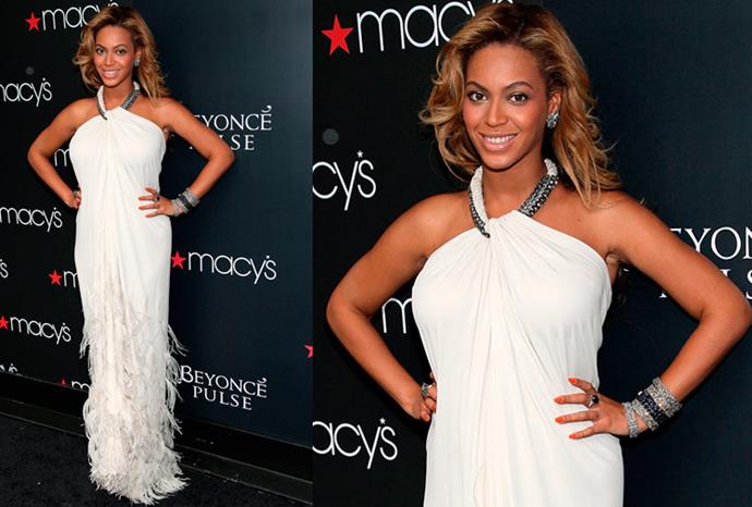 Beyonce at the Pulse fragrance launch at Macy's.