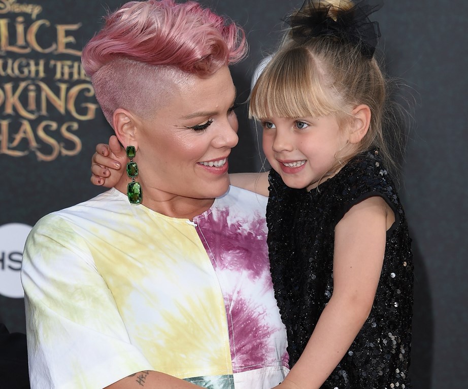 Pink pictured with daughter Willow.