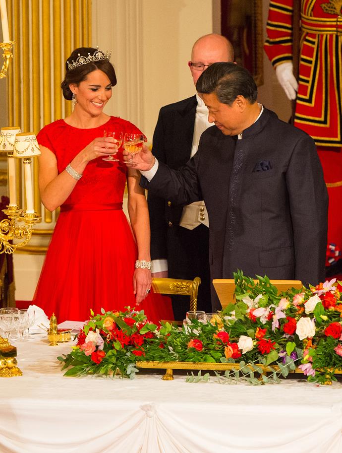 Kate celebrates with Chinese President Xi Jinping  who were visiting the UK.