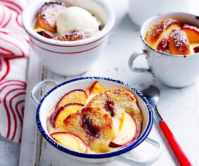 [Jam and peach donut puddings](https://www.womensweeklyfood.com.au/recipes/jam-and-peach-donut-puddings-28903|target="_blank")
