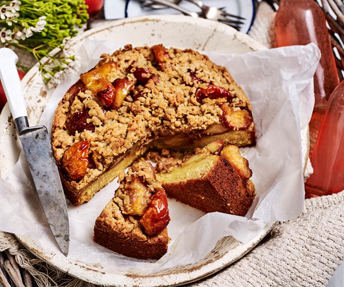 **[Apple streusel cake](https://www.womensweeklyfood.com.au/recipes/apple-streusel-cake-15588|target="_blank")**

This cake, completely finished after baking since it has its own topping, is simply delicious. Serve warm with cream or cinnamon ice-cream for a real treat.