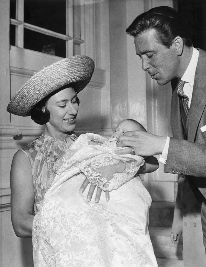 **1964**

Princess Margaret and Antony Armstrong-Jones with their daughter, Sarah.