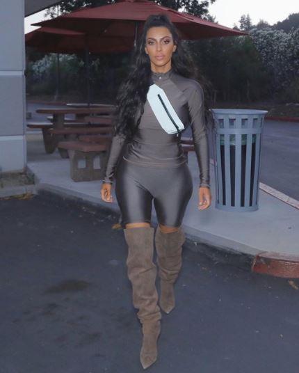 Kim Kardashian, regular purveyor of cyclist chic, pairs her all-lycra look with some non-bike-friendly boots.

*Photo: Instagram*