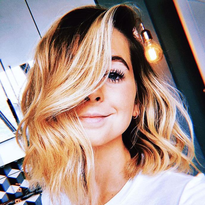 **ZOE SUGG—£2.5M GBP ($4.5M AUD)**
<br>
Minimum cost cost [per Instagram post](https://www.hopperhq.com/blog/instagram-rich-list/niche/beauty/|target="_blank"|rel="nofollow"): $16K USD ($22K AUD)
<br>
Maximum [YouTube Earnings](https://socialblade.com/youtube/user/morezoella|target="_blank"|rel="nofollow"): $476,800 USD ($658K AUD)
<br><br>
The British beauty vlogger and author, more commonly known as 'Zoella'—who first made her mark filming her beauty 'hauls'—has managed to turn her once-humble YouTube channel into a beauty empire which has been bolstered not only by video content, but also a cosmetics line and a number of best-selling books.
<br><br>
Claiming [a net worth](https://metro.co.uk/2017/11/15/who-is-zoella-net-worth-age-and-how-the-youtuber-became-famous-7080333/|target="_blank"|rel="nofollow") of approximately £2.5 million GBP ($4.5 million AUD), Zoella's widely-stocked beauty and homewares line, four novels—her debut novel smashing sales records in its first week of sale in 2014—as well as her ever-successful YouTube channel sure has earned Sugg a pretty penny since her small beginnings in 2009.