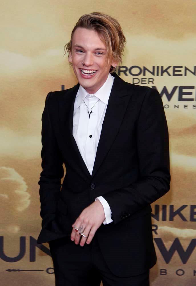 ***Jamie Campbell Bower as Waymar Royce***<br><br>
According to *MovieLine*,  Campbell Bower was cast as Waymar Royce in the un-aired pilot, a role that was ultimately cut. He didn't lose out completely, though! He's been cast in the upcoming prequel series just ordered by HBO.