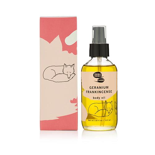 "I swear by this nourishing body oil made from certified organic, essential oils."
<br><br>
*Geranium and Frankincense Body Oil, $32.95, MEOW MEOW TWEET from [Clean Beauty Market](https://cleanbeautymarket.com.au/product/frankincense-flowers-body-oil/|target="_blank"|rel="nofollow")*