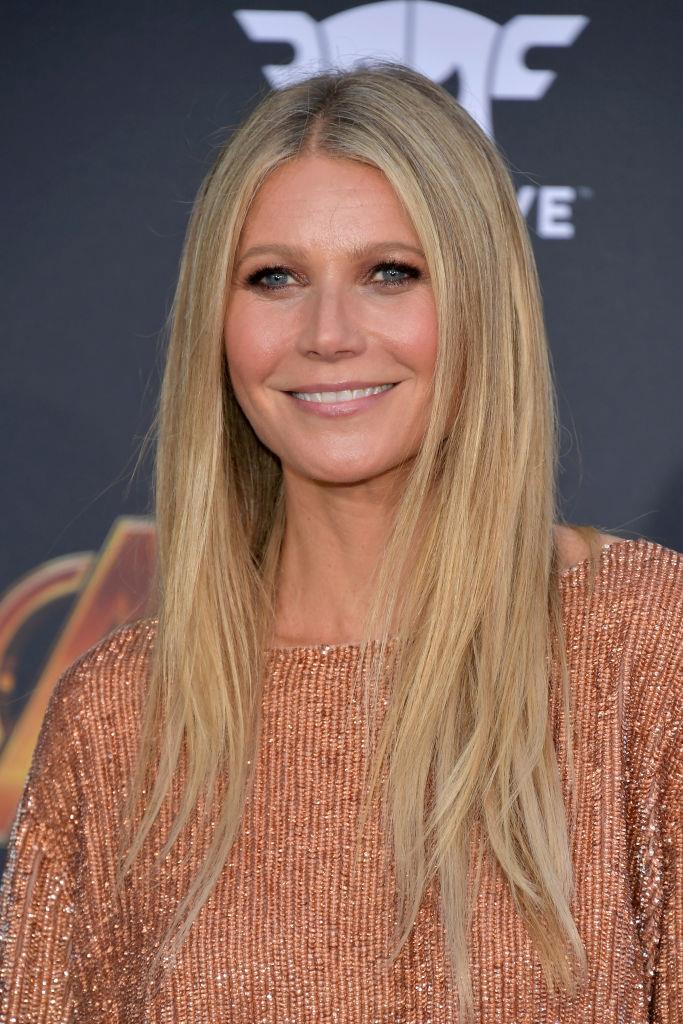 **Gwyneth Paltrow**<br><br>

Paltrow has admitted to smoking one cigarette a week, describing her guilty pleasure as being, "my one light American Spirit that I smoke once a week, on Saturday night".