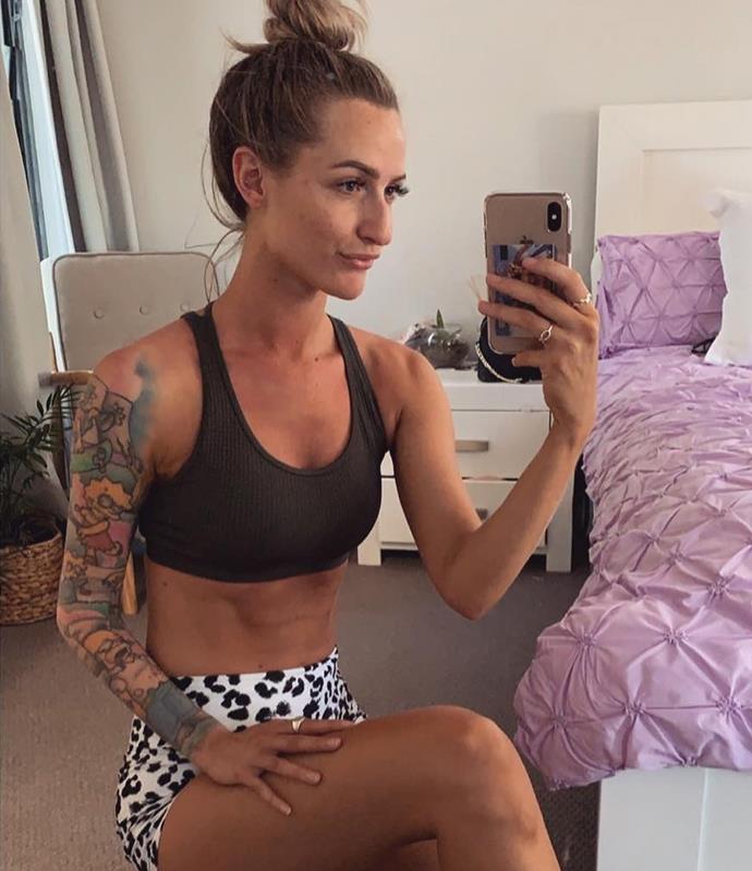 **Isabelle Davies**
<br><br>
A 29-year-old Pilates instructor from Queensland.
<br><br>
*Instagram: [@isabelledaviesx](https://www.instagram.com/isabelledaviesx/?hl=en|target="_blank"|rel="nofollow")*
<br><br>
Followers: 1448