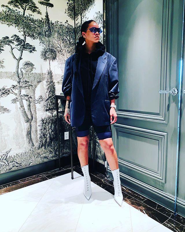 Rihanna in Fenty's corset-inspired boots on September 16, 2019. <br><br>
*Image: Instagram [@badgalriri](https://www.instagram.com/p/B2fzwcantJm/|target="_blank"|rel="nofollow")*