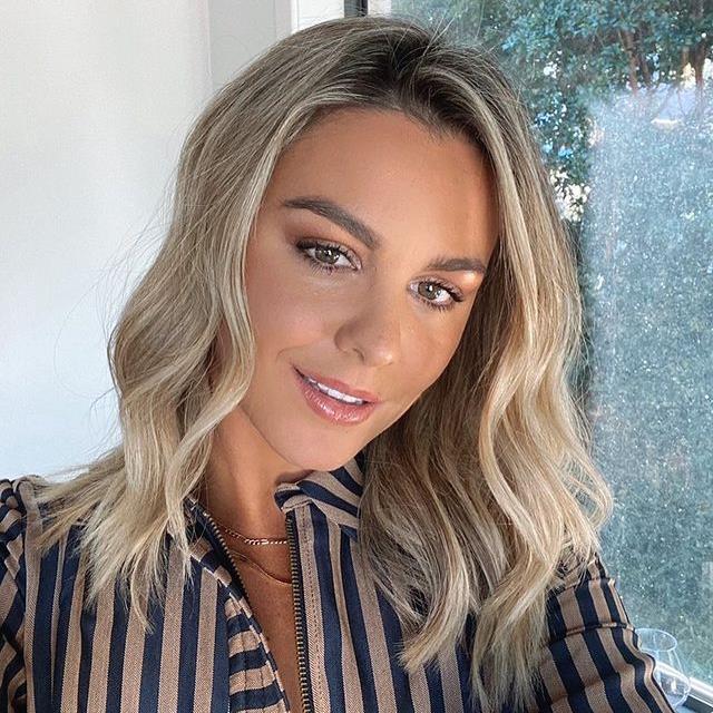 **Katie Williams**
<br><br>
*Instagram: [@katiewilliams](https://www.instagram.com/katiewilliams/|target="_blank"|rel="nofollow")*
<br><br>
A 27-year-old influential trainer and podcaster from Sydney, Katie is a self-confessed "hype girl" from the Northern Beaches. An ex-beach sprinter, she turned her passion for health, wellness and self-development into a career. Always 10 steps ahead, Katie is looking forward to being totally present with no phone, no work and no distractions.
