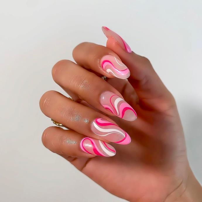 *[@nails_and_soul](https://www.instagram.com/p/CNfqbBMsYPm/|target="_blank"|rel="nofollow")*