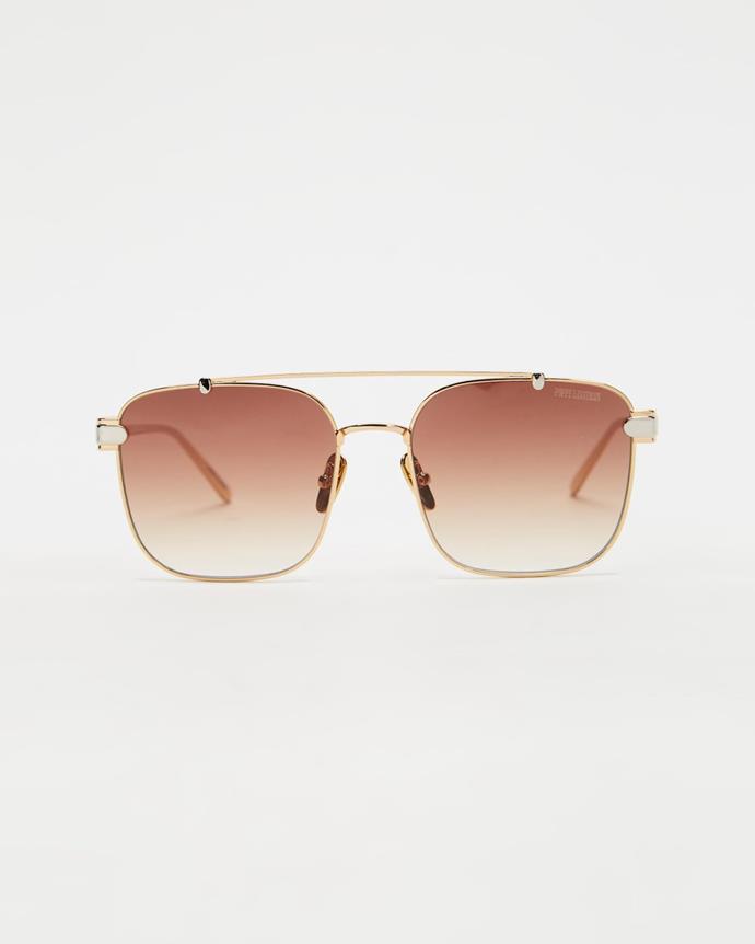 Halifax, $165 from [Poppy Lissiman](https://us.poppylissiman.com/products/sunglasses/halifax-brown-gradient|target="_blank"|rel="nofollow")