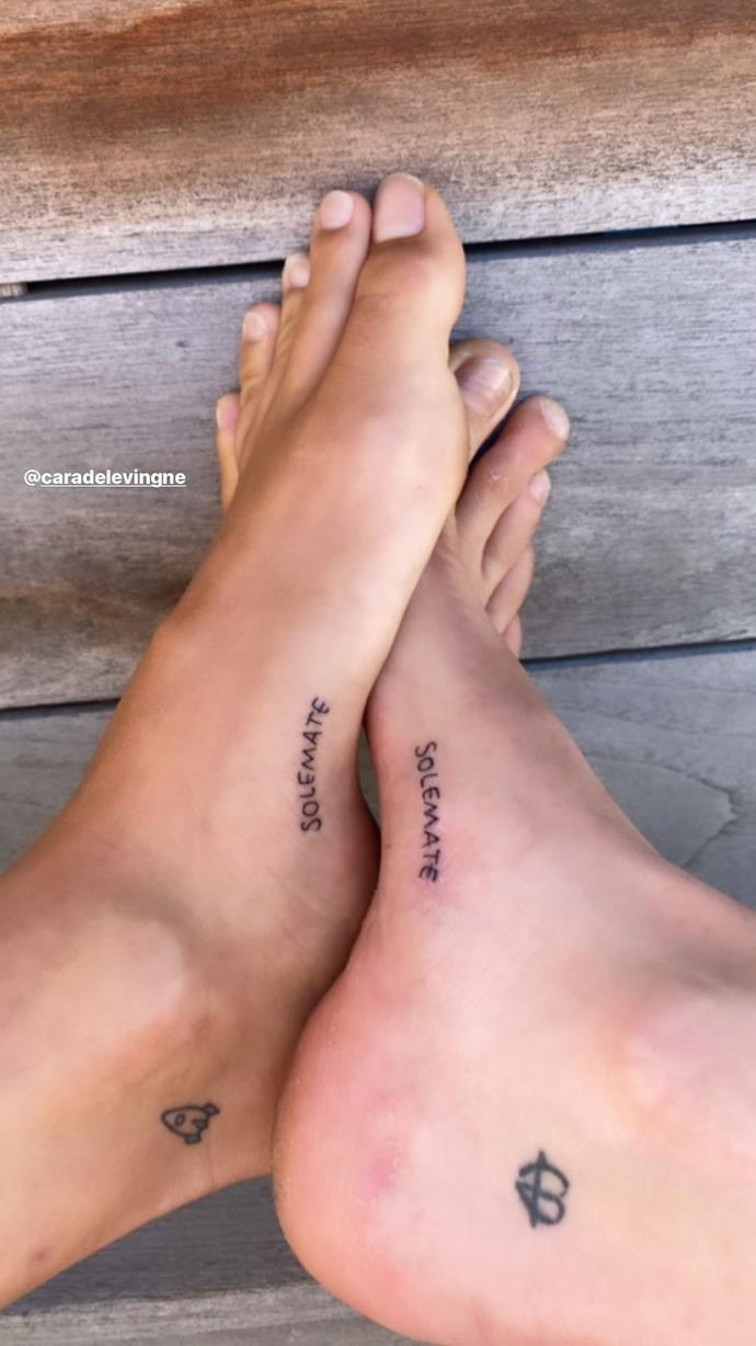 In 2020, Kaia got a matching foot tattoo with friend Cara Delevigne which reads 'solemate.'