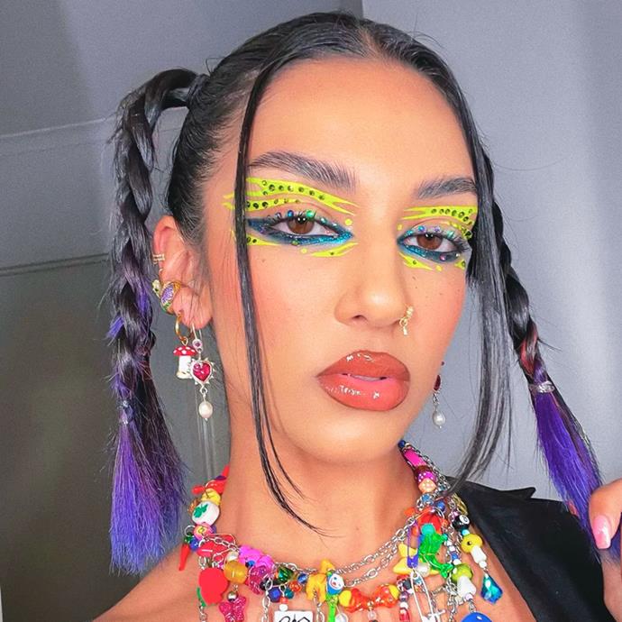 **Rowi Singh**
<br>[@rowisingh](https://www.tiktok.com/@rowisingh|target="_blank"|rel="nofollow")
<br>*Followers: 132.9K*
<br><br>
When it comes to experimental makeup, Rowi Singh is ahead of the game. The Australian-based makeup master has a large presence of TikTok, but an even bigger crowd of followers on Instagram. She shows off her skills with wild, impossible-looking techniques and odes to bright, bold colour. Trust us, you're about to be mesmerised.