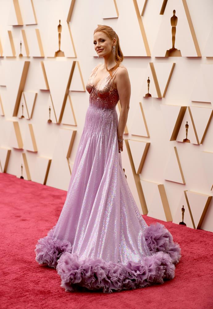 Jessica Chastain wearing custom Gucci to the 2022 Academy Awards.