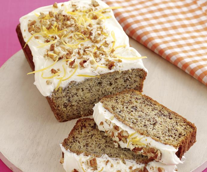 One-mix cakes - Pecan Banana loaf