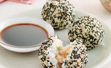 Salmon sushi balls