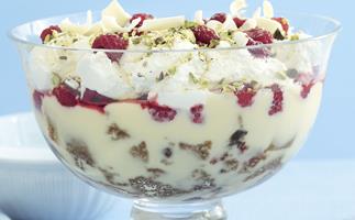 sweets pudding, Layered treat - Lemon delicious trifle