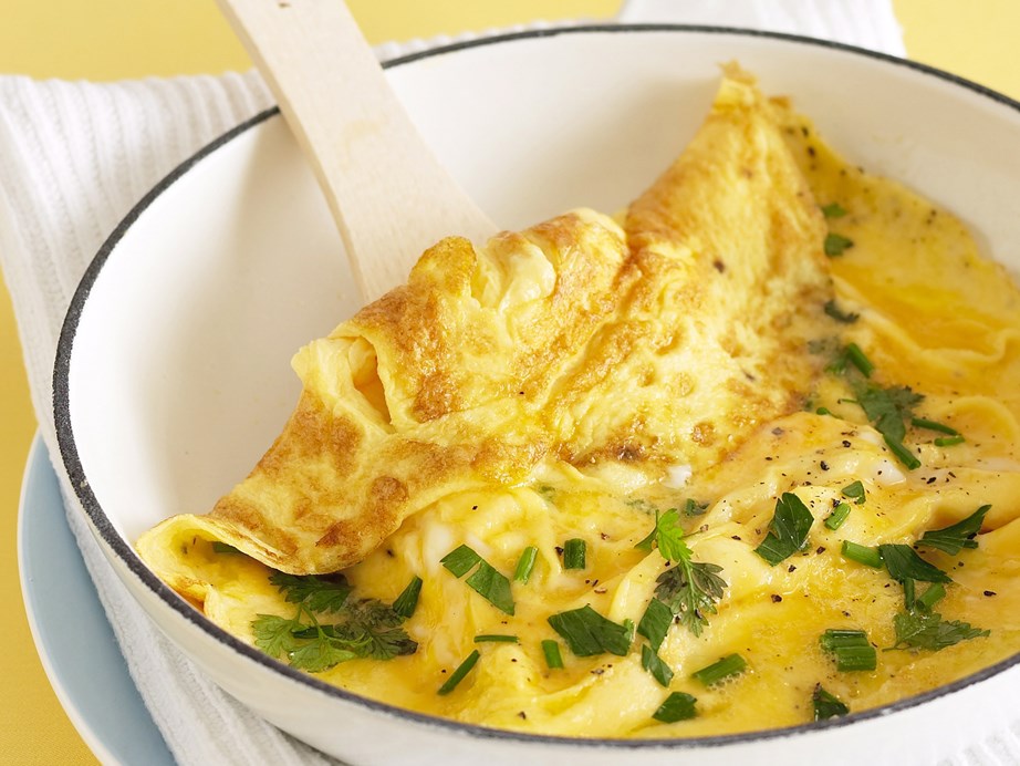 **[French omelette](https://www.womensweeklyfood.com.au/recipes/french-omelette-26927|target="_blank")**
For a fast, nutritious and filling hot breakfast or lunch, a simple omelette is the way to go. For lunch, serve with salad or crusty bread.