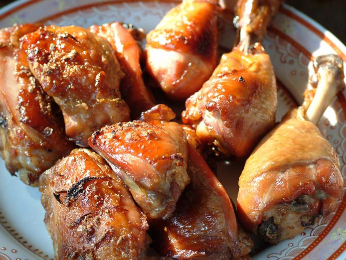 **[Lemon soy chicken](https://www.womensweeklyfood.com.au/recipes/lemon-soy-chicken-28255|target="_blank")**

Slow marinated and overnight in a sweet, lemon soy dressing, these delicious baked drumsticks make a delicious dinner that will delight the whole family.