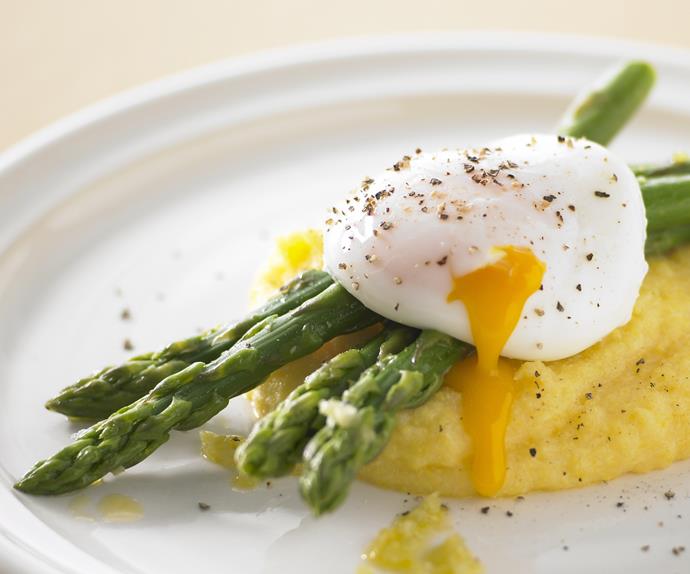 Poached eggs with polenta