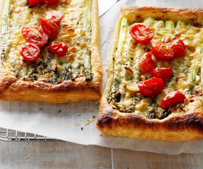 Asparagus, cheese and tomato tarts
