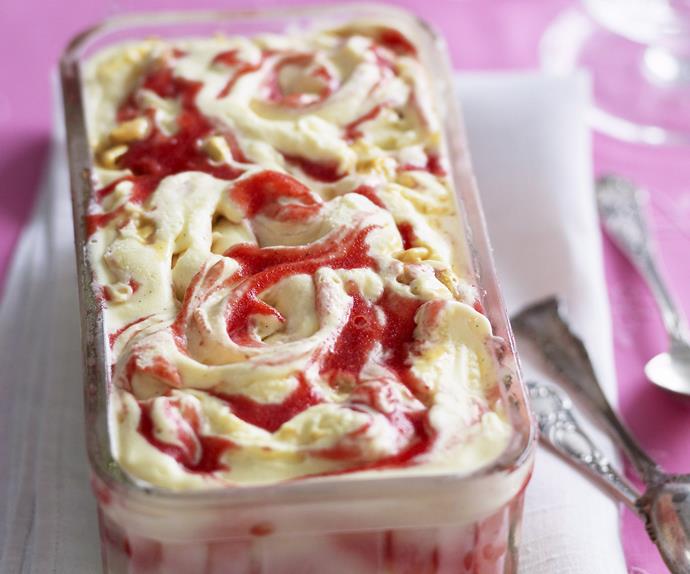 strawberries and cream ice-cream