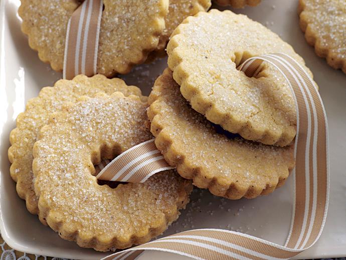 **[Vanilla cinnamon shortbread](https://www.womensweeklyfood.com.au/recipes/vanilla-cinnamon-shortbread-27873|target="_blank")**

Perfect as a festive season gift or special treat, these buttery shortbread rise to new heights with the pairing of vanilla and cinnamon.