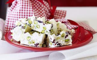 cranberry and pistachio rocky road