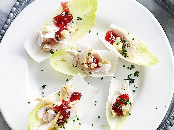 **[Smoked chicken canapes](https://www.womensweeklyfood.com.au/recipes/smoked-chicken-canapes-26658|target="_blank")**

Serve your guests this delicious canape that takes just 15 minutes to make. Just drizzle cranberry sauce over juicy chicken strips and serve on a crisp lettuce leaf.