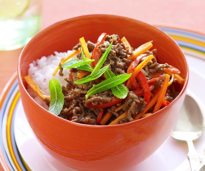 Sweet and sour beef mince with vegetables