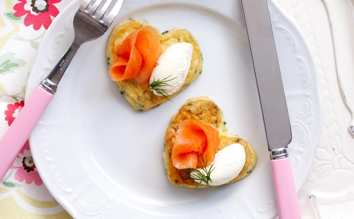 Omelette hearts with smoked salmon
