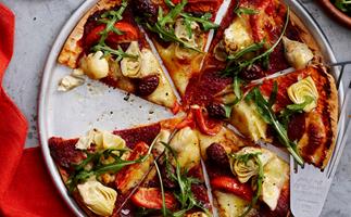 Artichoke and salami pizza