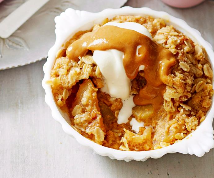 Toffee apple crumbles