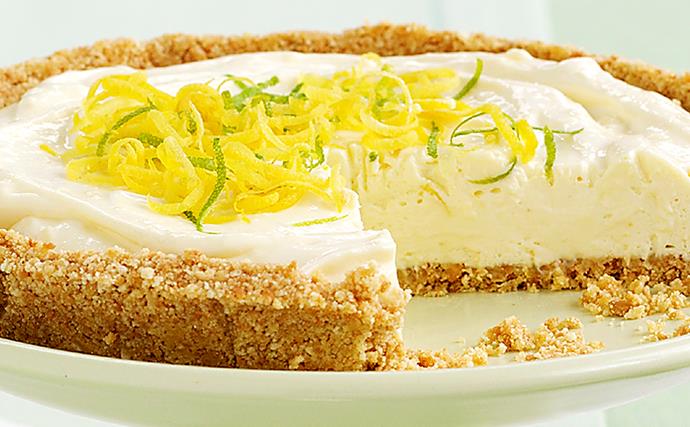 Classic lemon cheesecake