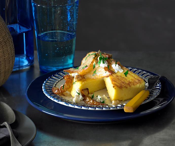 Chargrilled polenta with gorgonzola and pear