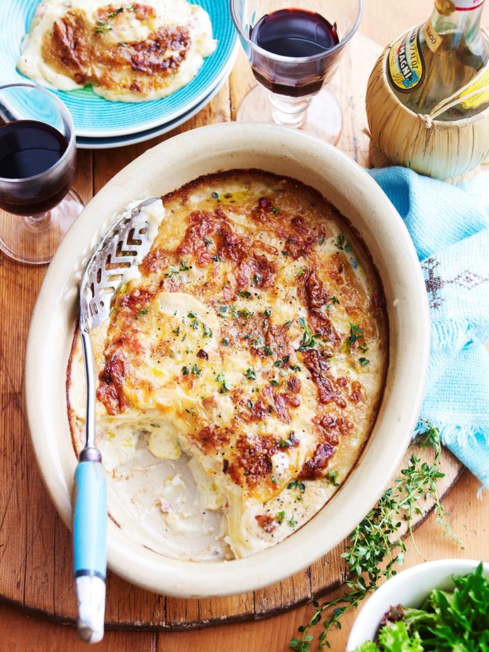 This [cheesy potato bake](https://www.womensweeklyfood.com.au/recipes/mushroom-and-bacon-scalloped-potatoes-28129|target="_blank") is perfect for pleasing a hungry family. Packed full of mushrooms and crispy bacon, this dish is full of flavour and makes a tasty one-pot dinner.