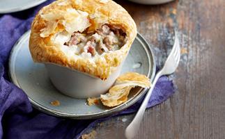 Pork and fennel pot pies