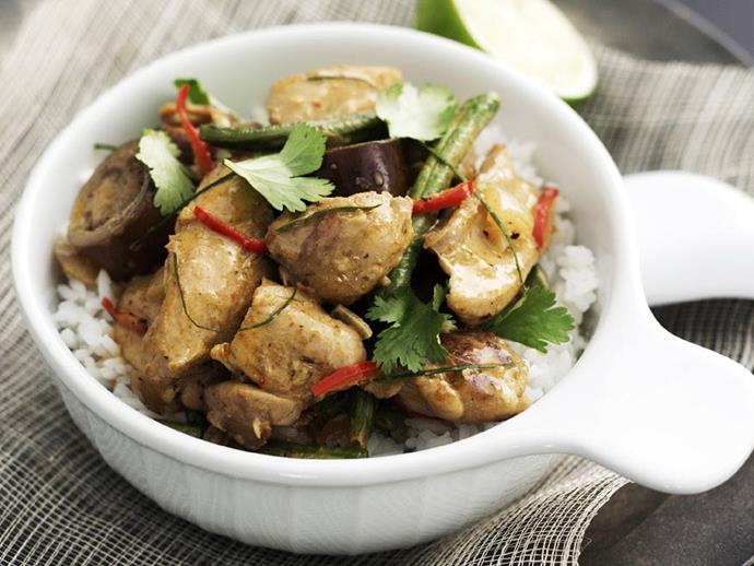**[Thai red chicken curry with jasmine rice](https://www.womensweeklyfood.com.au/recipes/thai-red-chicken-curry-with-jasmine-rice-12494|target="_blank")**