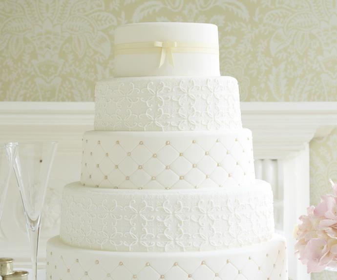 traditional Wedding Cake