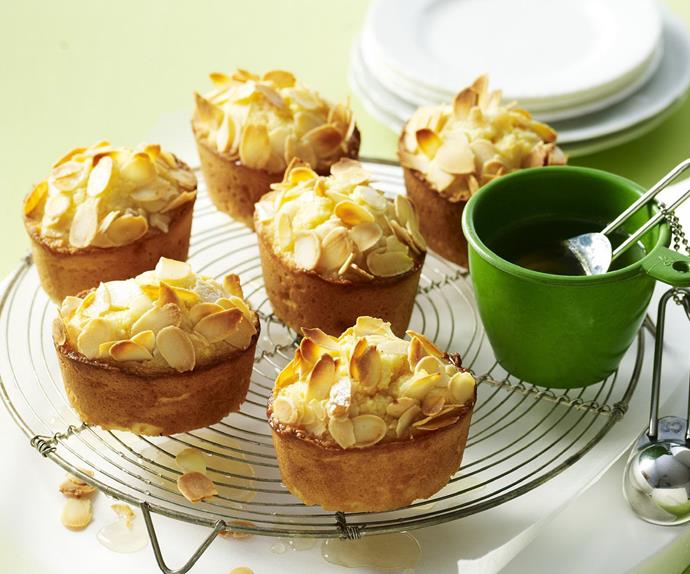 gluten-free lemon and almond syrup cakes