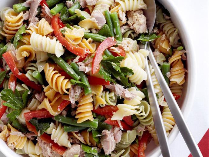 **[Pasta salad with green beans and tuna](https://www.womensweeklyfood.com.au/recipes/pasta-salad-with-green-beans-and-tuna-4509|target="_blank")**