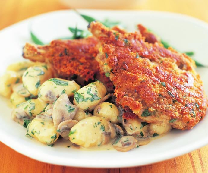 breaded veal cutlets with gnocchi in garlic mushroom sauce