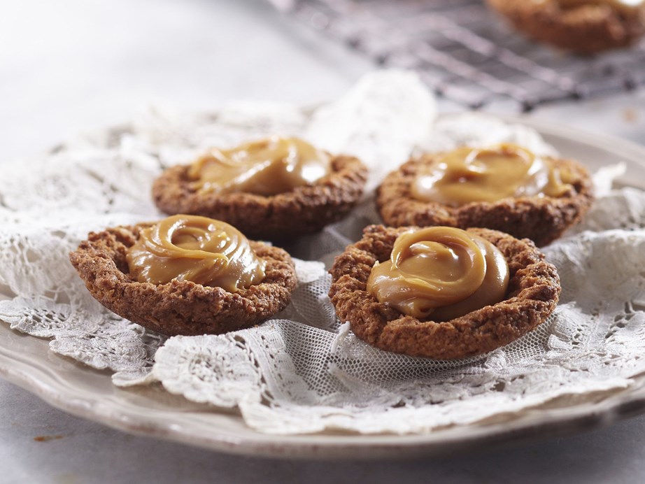 Whip up some of these delicious tart recipes in your Kmart pie maker! Recipes like these [caramel tarts](https://www.womensweeklyfood.com.au/recipes/caramel-tarts-9025|target="_blank") are perfect - they don't even use pastry! [Neenish tarts](https://www.womensweeklyfood.com.au/recipes/neenish-tarts-8566|target="_blank") would also work well, as would these [jam drop tarts](https://www.womensweeklyfood.com.au/recipes/jam-tarts-12450|target="_blank") or [mixed berry tarts.](https://www.womensweeklyfood.com.au/recipes/mixed-berry-tarts-17547|target="_blank") 


