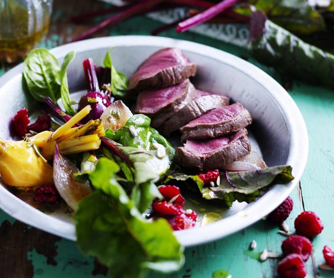 venison with baby beet salad and raspberry vinaigrette