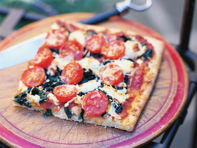 **[Silverbeet and fetta pizza](https://www.womensweeklyfood.com.au/recipes/silverbeet-and-fetta-pizza-4881|target="_blank")**