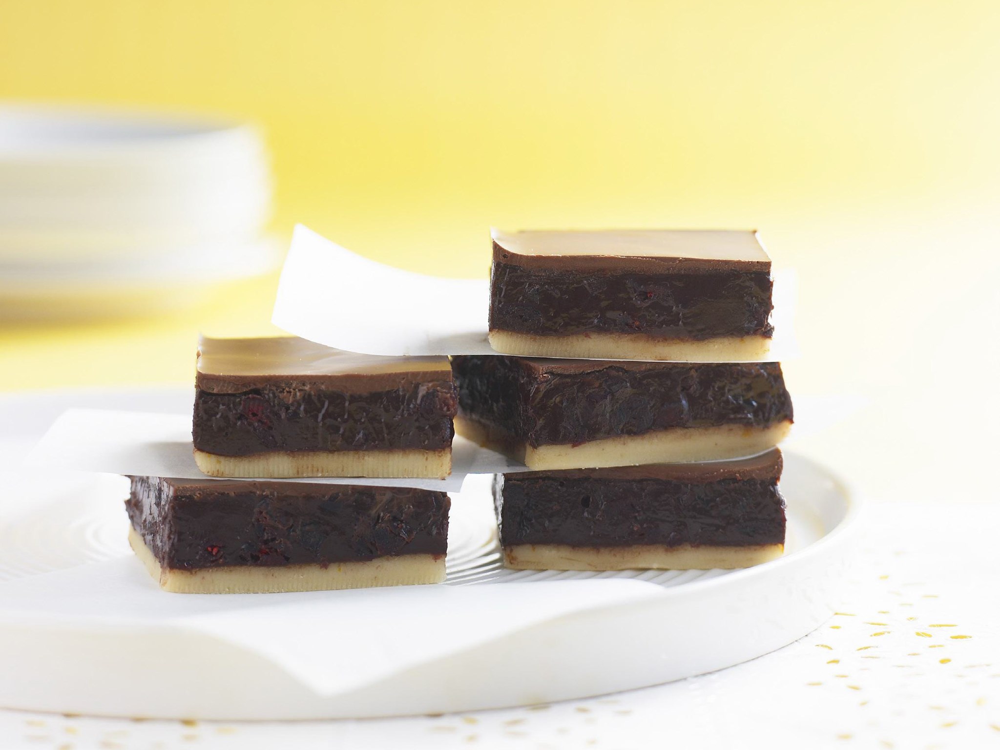 Marzipan chocolate and cranberry slice | New Zealand Woman&amp;#39;s Weekly Food