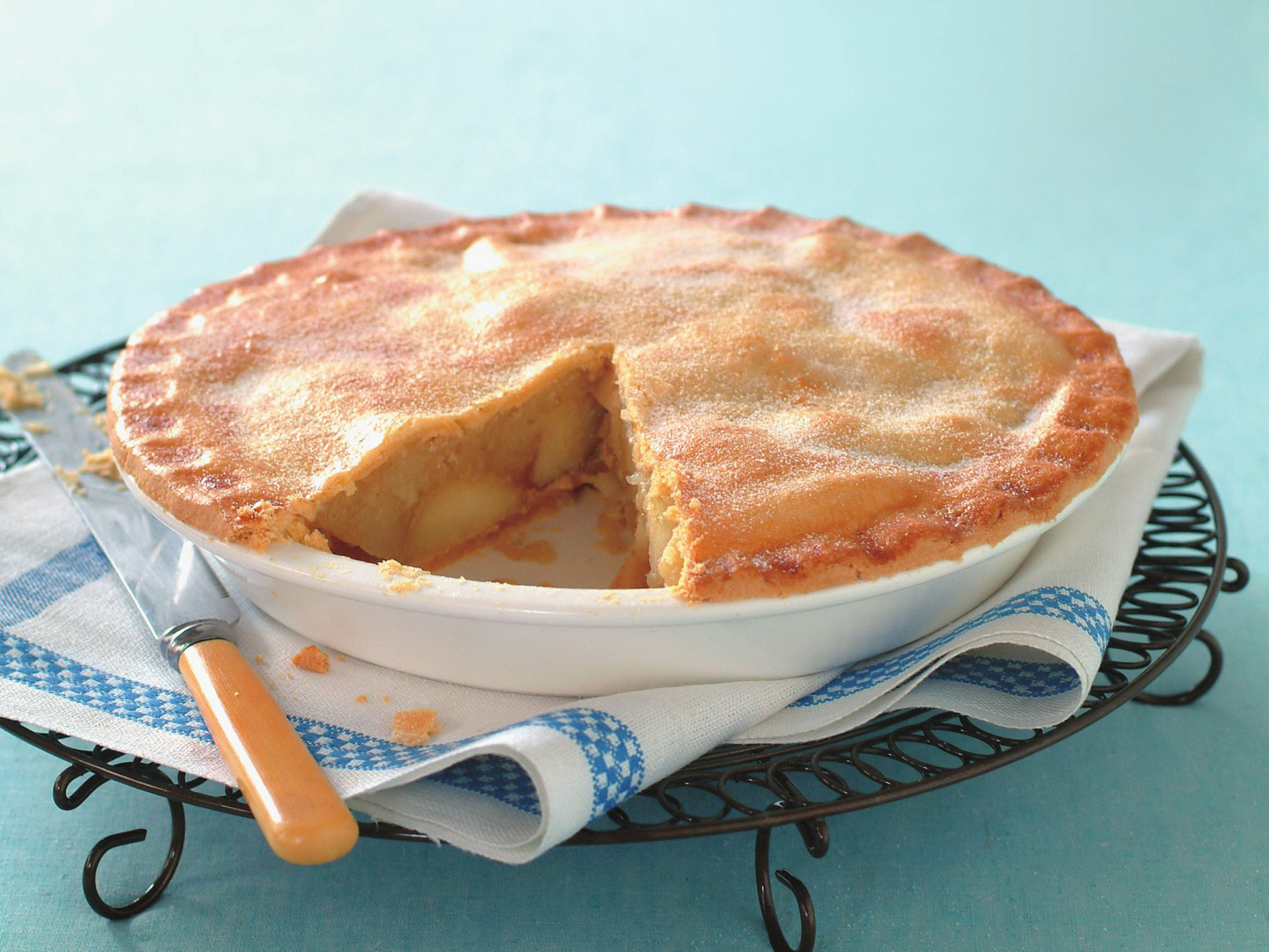 Old-fashioned apple pie