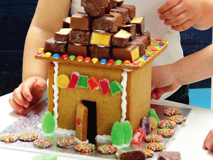 **[Mini gingerbread house](https://www.womensweeklyfood.com.au/recipes/mini-gingerbread-house-5602|target="_blank")**