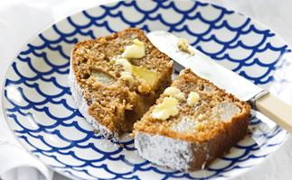 Spicy pear loaf